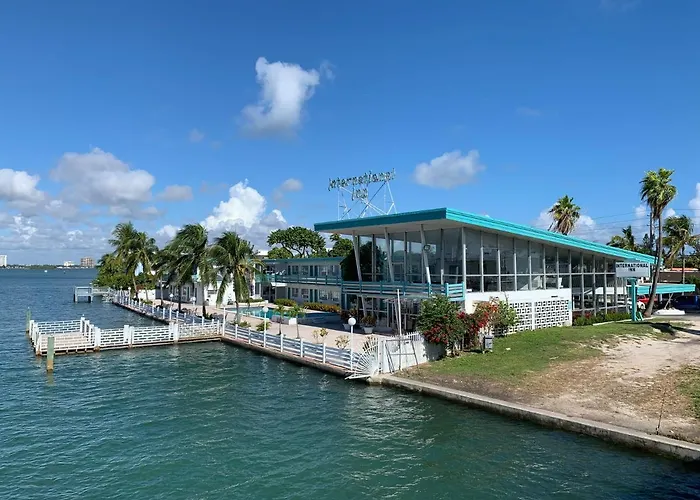 International Inn On The Bay